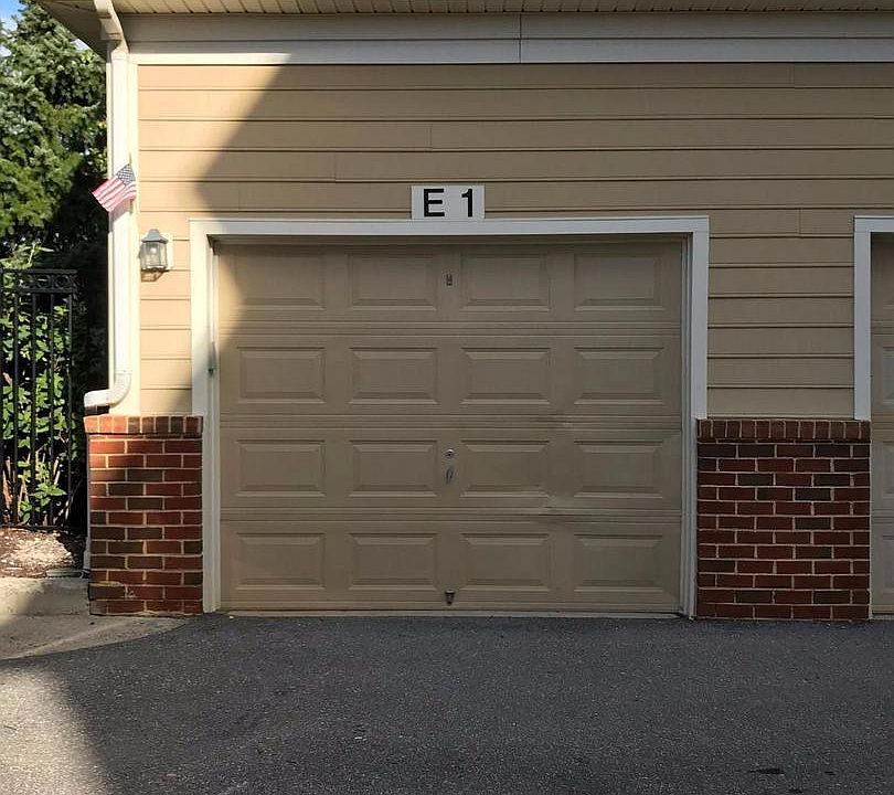 2nd image of 9403 Blackwell Rd Unit E-1