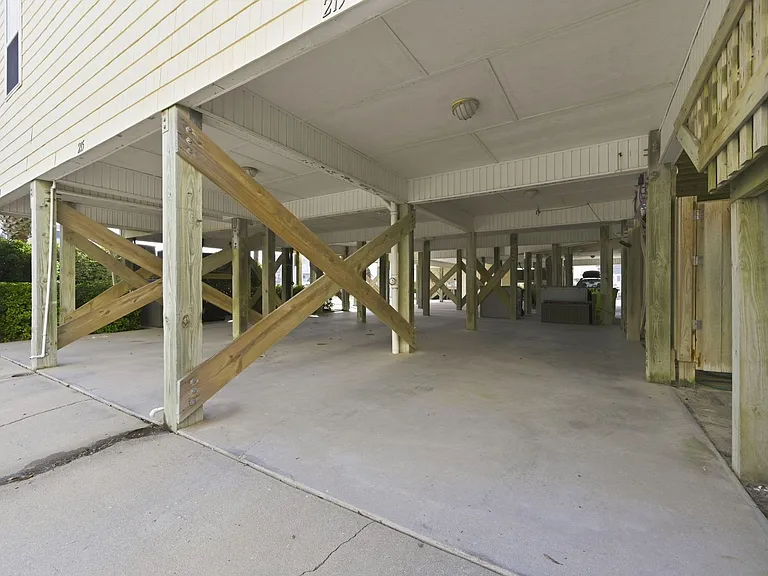 215 Summerwinds Pl — Photo 35