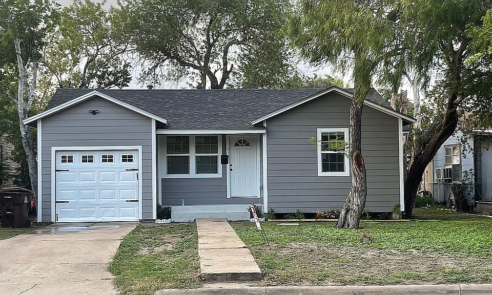 1st image of 314 E Caesar Ave