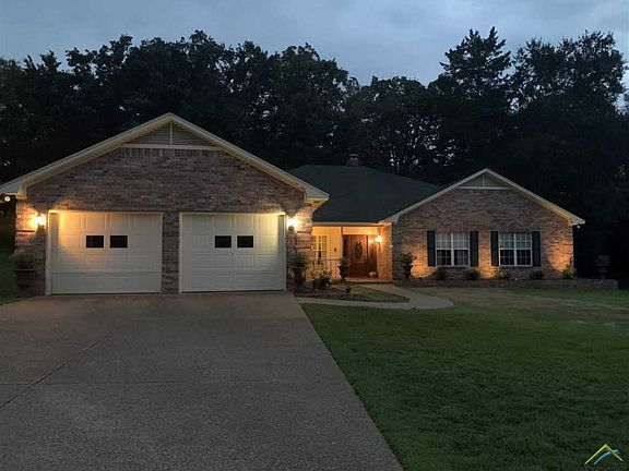 3rd image of 312 Texas Dr