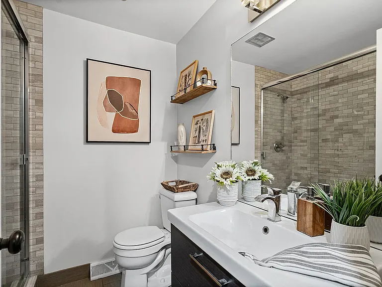 8345 Reinhardt St — Photo 13