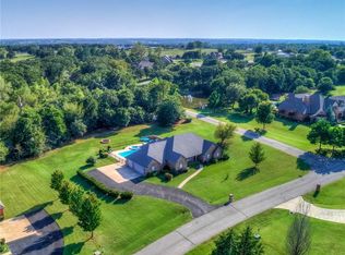 3302 Ridge View Ln, Blanchard, OK 73010