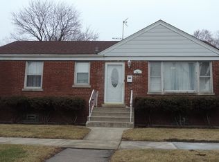 348 S 32nd Ave, Bellwood, IL 60104