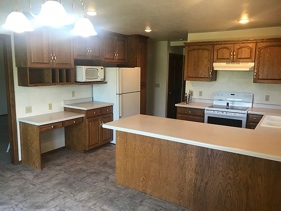5th image of 718 Scheuring Rd #5