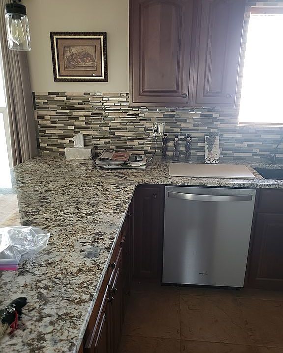 1st image of 226 Saguaro Dr