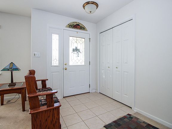 3rd image of 1281 Medlee Dr