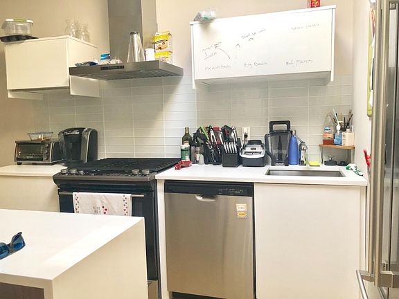 2nd image of 119 Buttonwood St #1