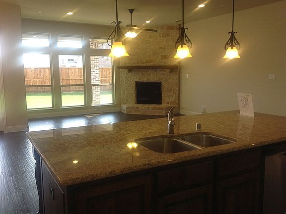 3rd image of 6413 Pamilla Ln