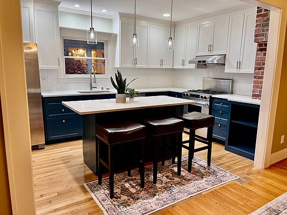 4th image of 5029 17th Ave NE