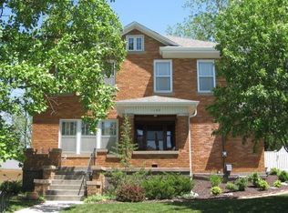 1109 Vineyard Sq, Jefferson City, MO 65101