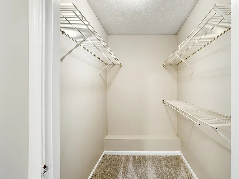 Grand at Pearl Apartments — Photo 21