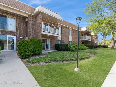 516 N Wilke Rd UNIT 106, Palatine, IL, 60074