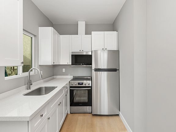 4th image of 2519 L St