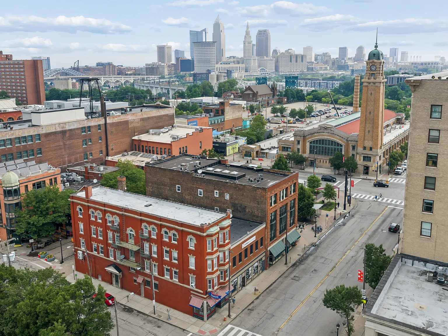 Ohio City Loft — Photo 4