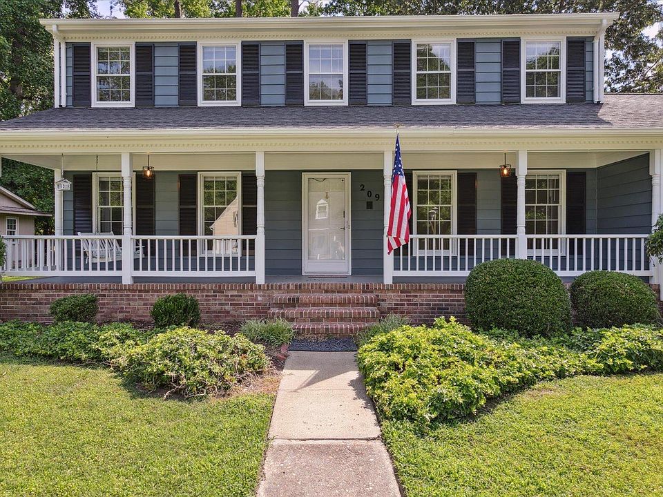 1st image of 209 Granville Dr