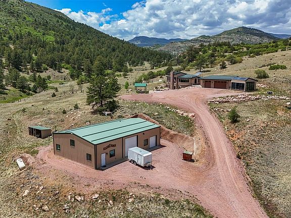 3rd image of 400 Bear Trax Drive