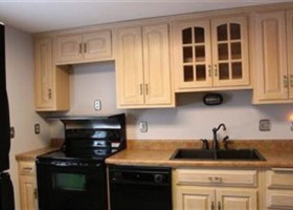 2nd image of 624 Smokerise Dr