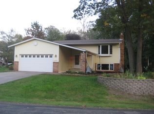 4124 Wildwood Dr NE, Ham Lake, MN 55304