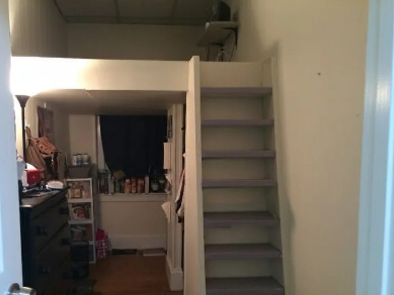 17 Aberdeen St #2 — Photo 2