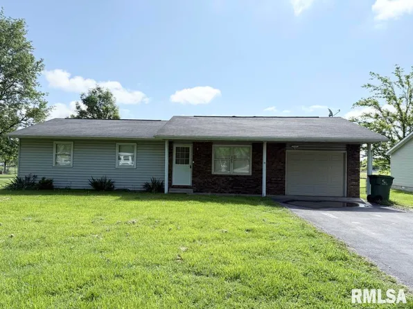 205 N Pecan St, De Soto, IL 62924