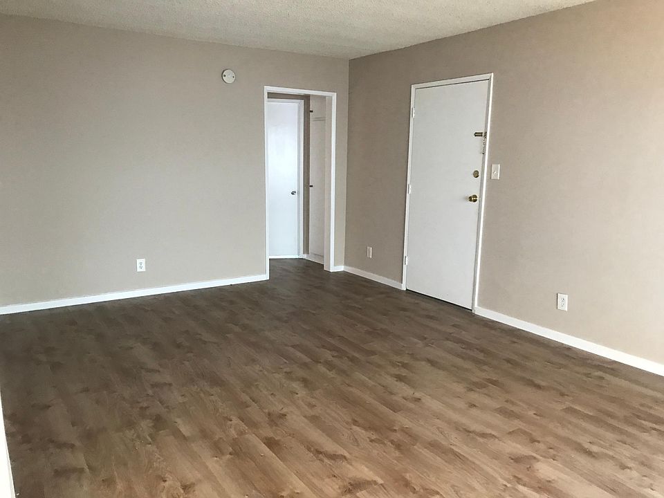 1st image of 838 N Atlantic Blvd