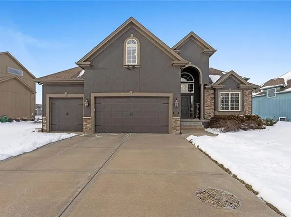 11130 N Brooklyn Ave, Kansas City, MO 64155