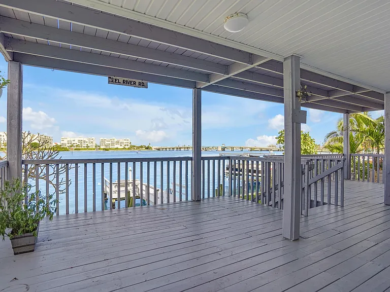 7845 Boca Ciega Dr #A — Photo 3