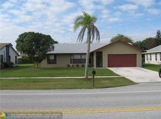 272 La Mancha Ave, Royal Palm Beach, FL 33411