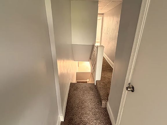 4th image of 7225 Grays Ave