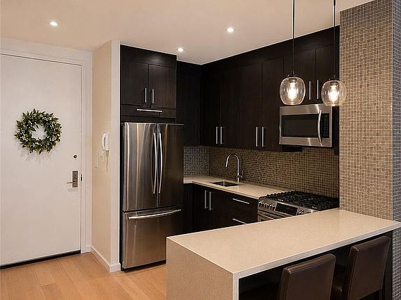 4th image of 3111 Ocean Pkwy APT 5J