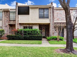 6733 Belmont St, Houston, TX 77005