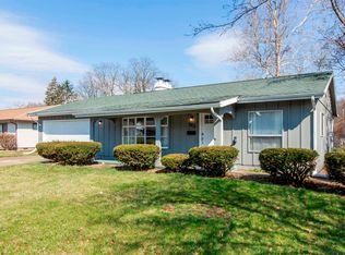 1931 Brookmede Dr, South Bend, IN