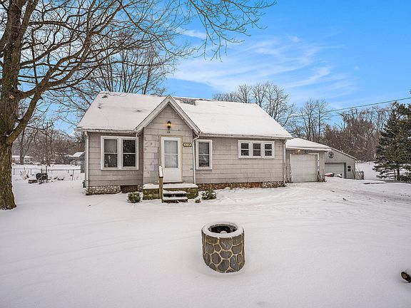 2nd image of 119 Bansill Dr