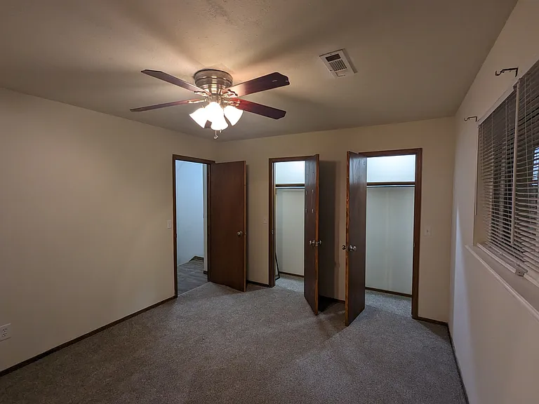 687 N Betty Jo Dr — Photo 11