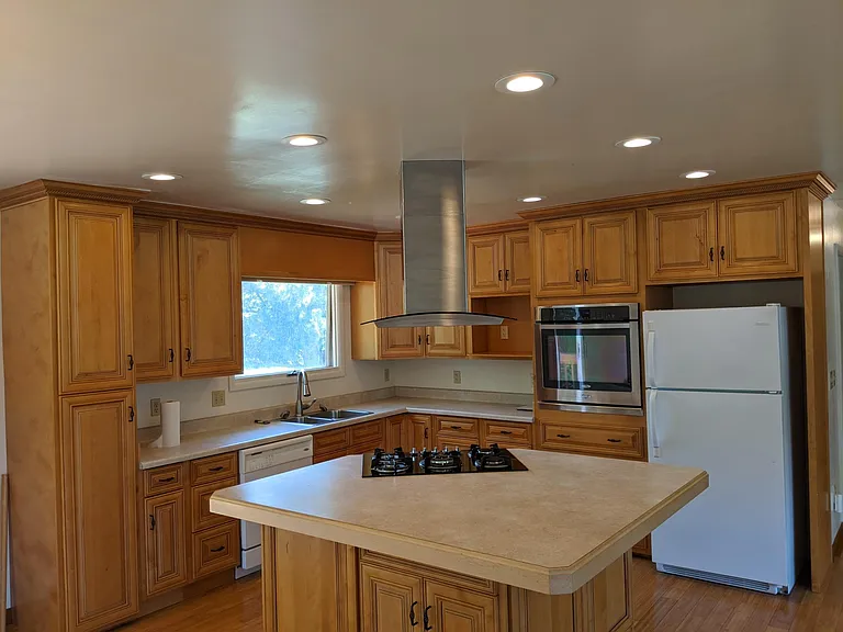 3302 Wagon Wheel Rd — Photo 9