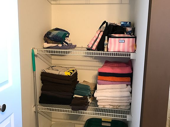 Full bath closet