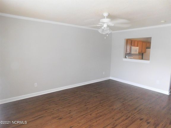 2nd image of 804 Springwood Dr