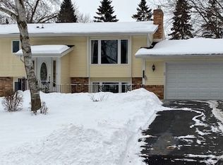 9830 161st St W, Lakeville, MN 55044