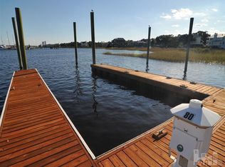 80 Harbour Point Yacht Clb, Carolina Beach, NC 28428