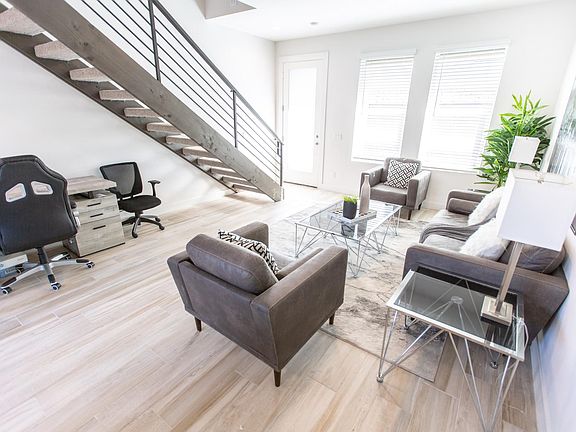 4th image of 600 N 53rd St #34