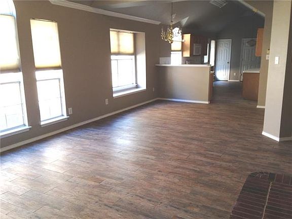 3rd image of 3236 Green Ct