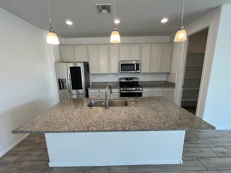 22631 E Spyglass Blvd — Photo 10