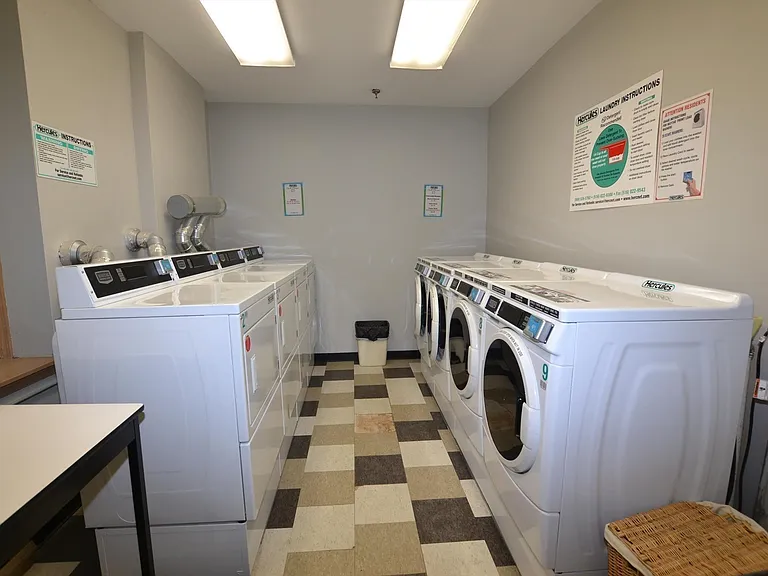 711 Willow Ave #3G — Photo 7