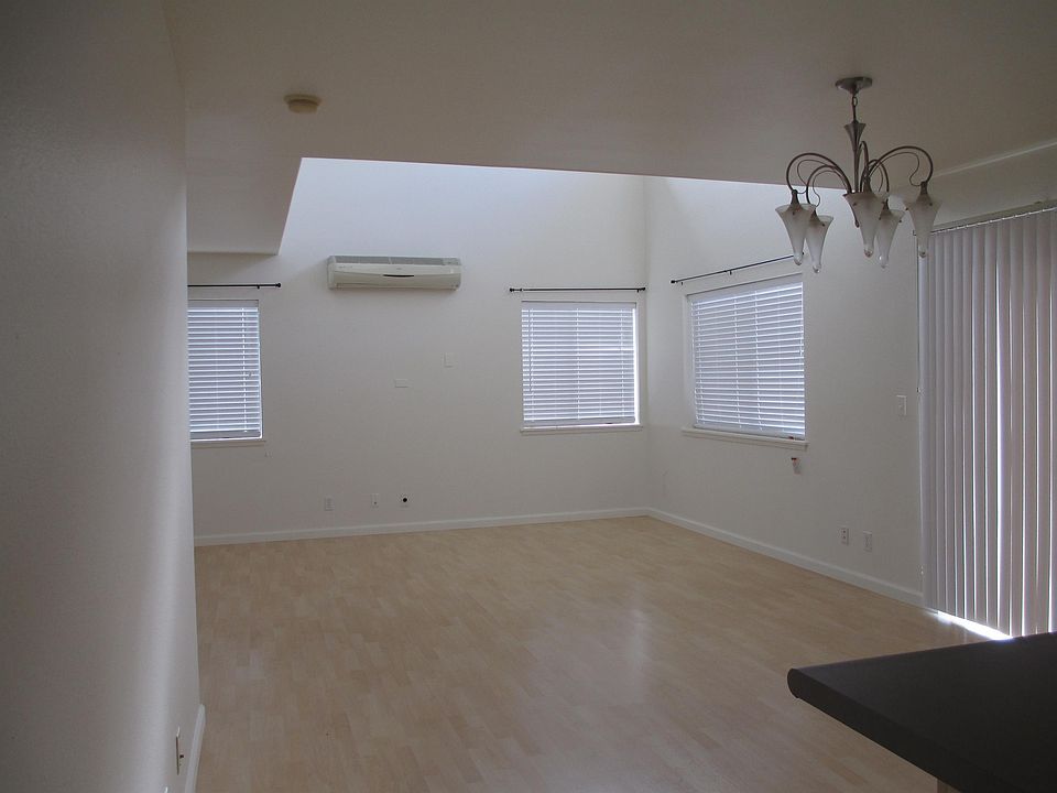 1st image of 95-1007 Puuanu St #91-1