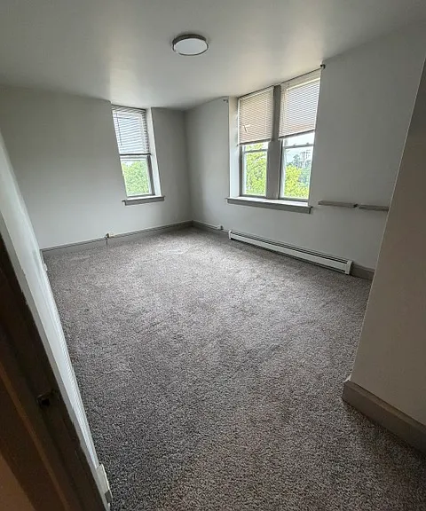 109 Walnut St #13 — Photo 3