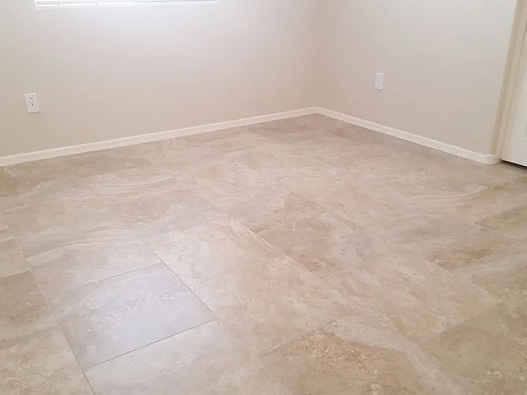 16198 W Hope Dr — Photo 9