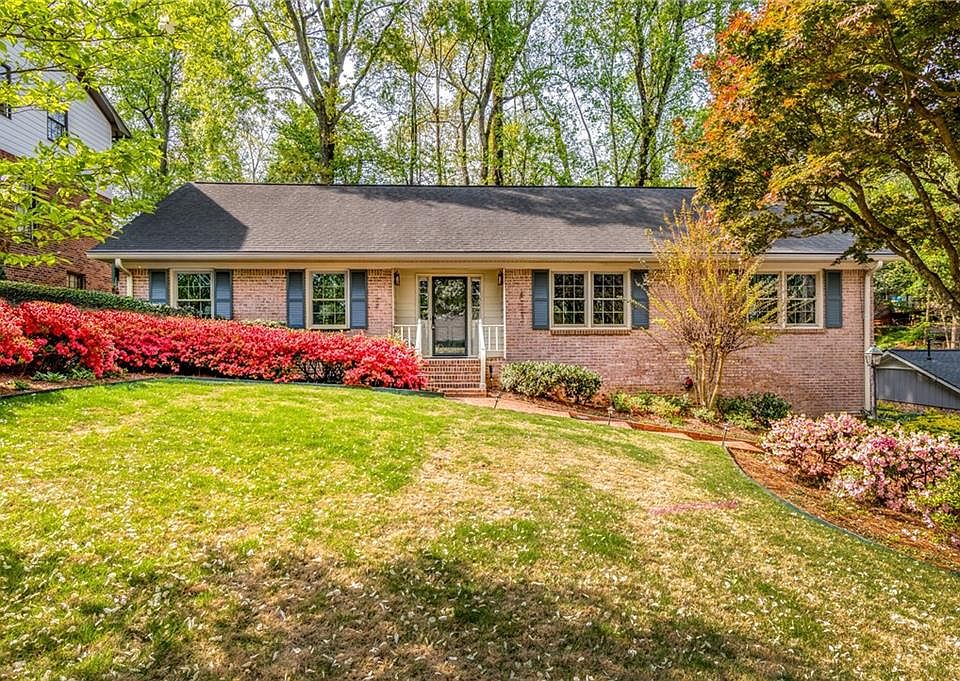 1st image of 2711 Shetland Dr