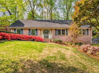 2711 Shetland Dr, Decatur, GA 30033
