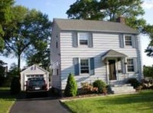 61 Edgemont Ave, West Hartford, CT 06110