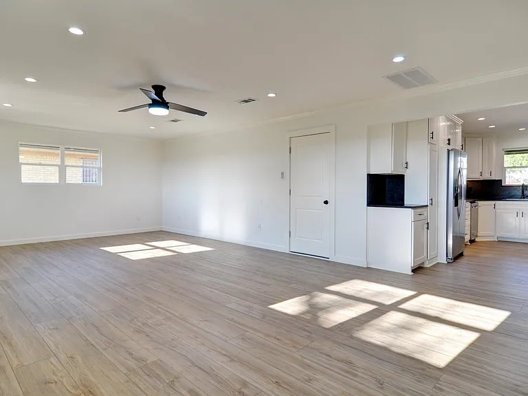 5549 Sam Calloway Rd — Photo 16